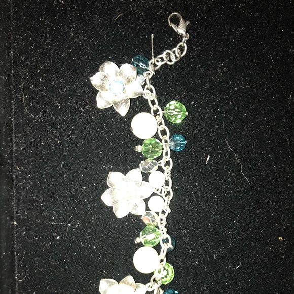 Spring charm bracelet - Picture 6 of 8